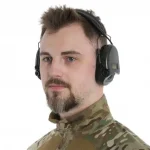 Активні навушники